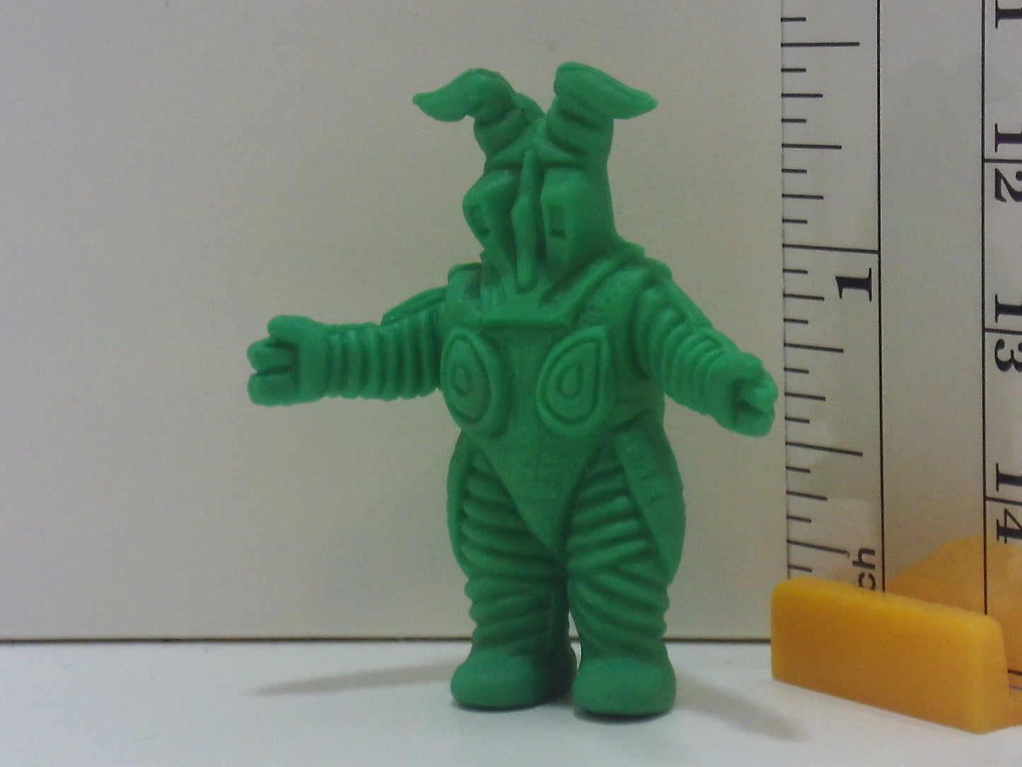 Standard Kaiju Keshi