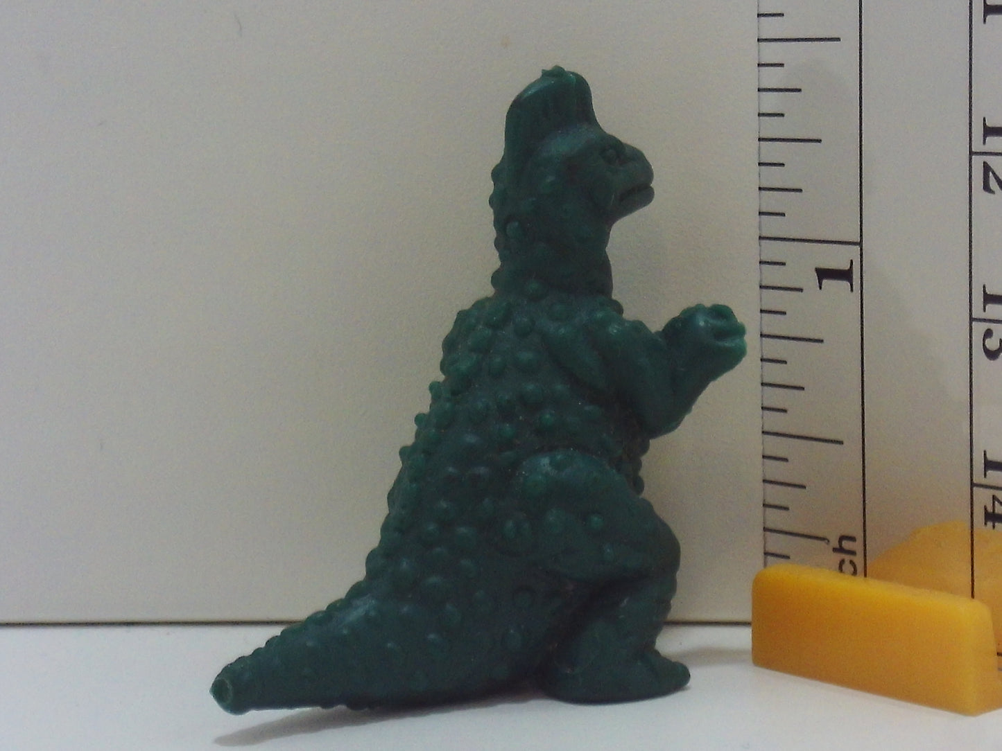 Standard Kaiju Keshi