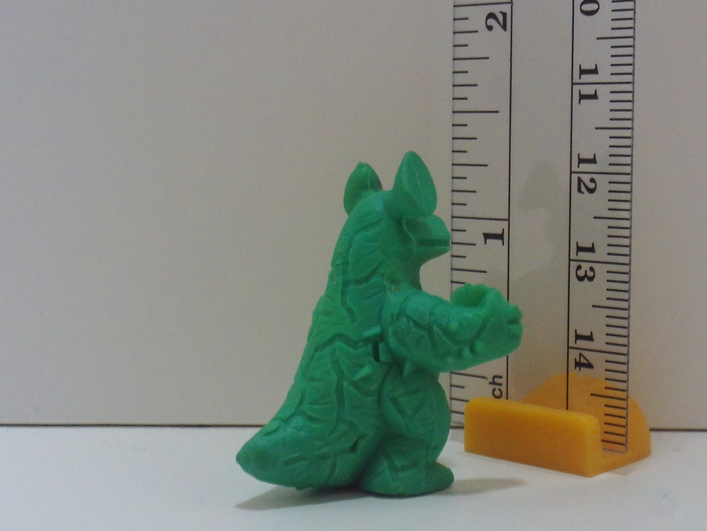 Standard Kaiju Keshi