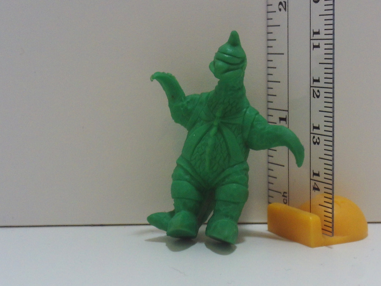 Standard Kaiju Keshi