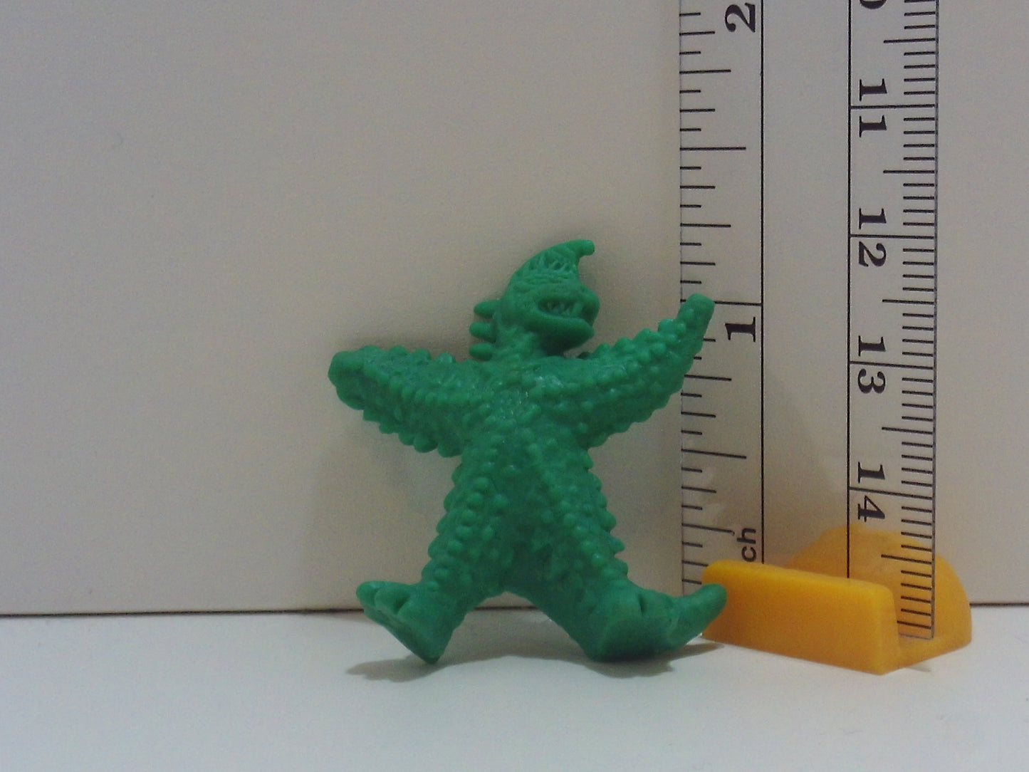 Standard Kaiju Keshi