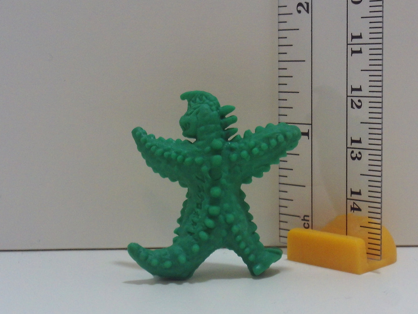 Standard Kaiju Keshi