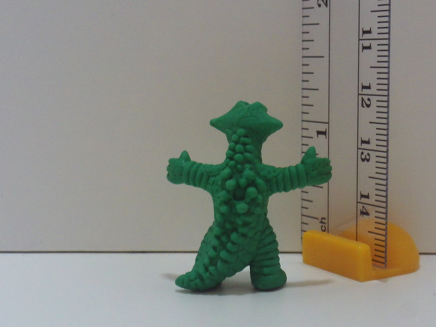 Standard Kaiju Keshi