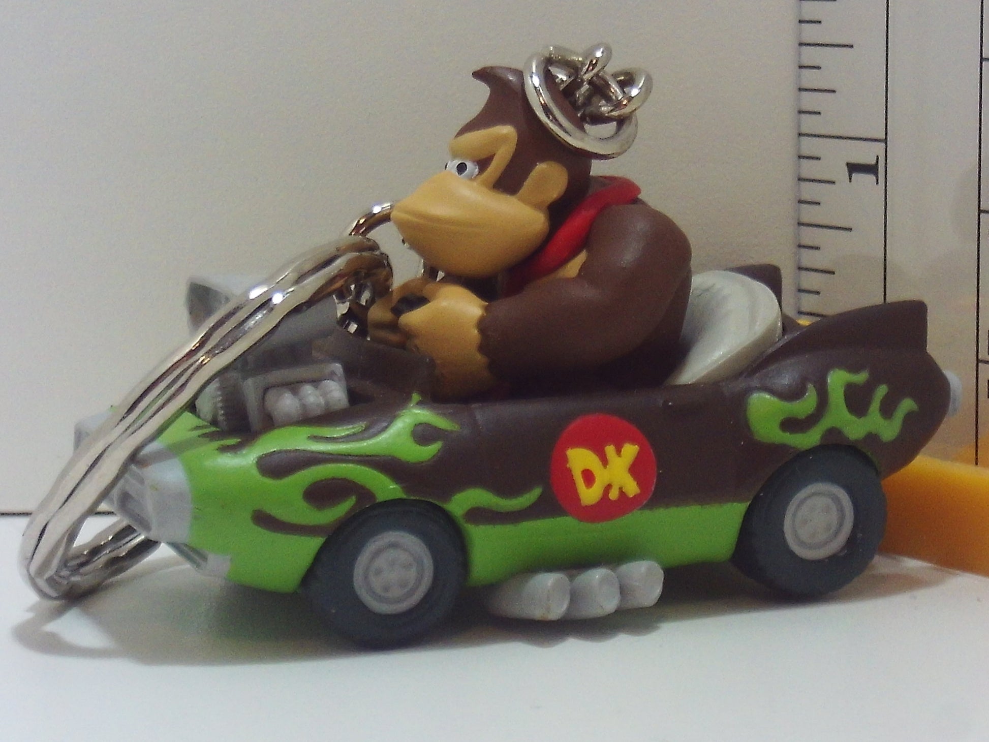 BanPresto Super Mario Kart Wii Keychain - Japanese Rubber Keshi Keshigomu figure Kingkeshi.com