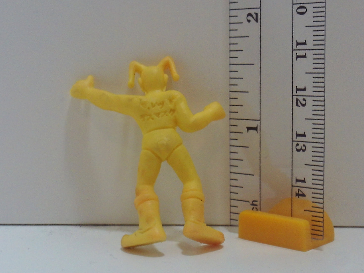 Tiger Mask Keshi Figure