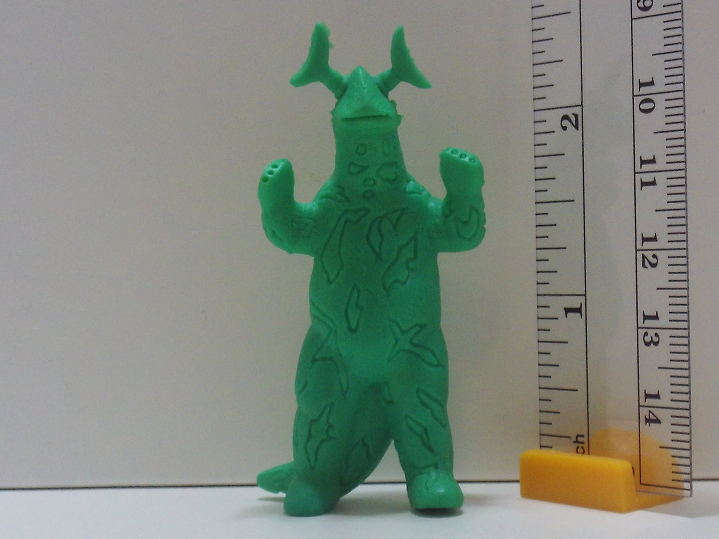 Large Kaiju Keshi