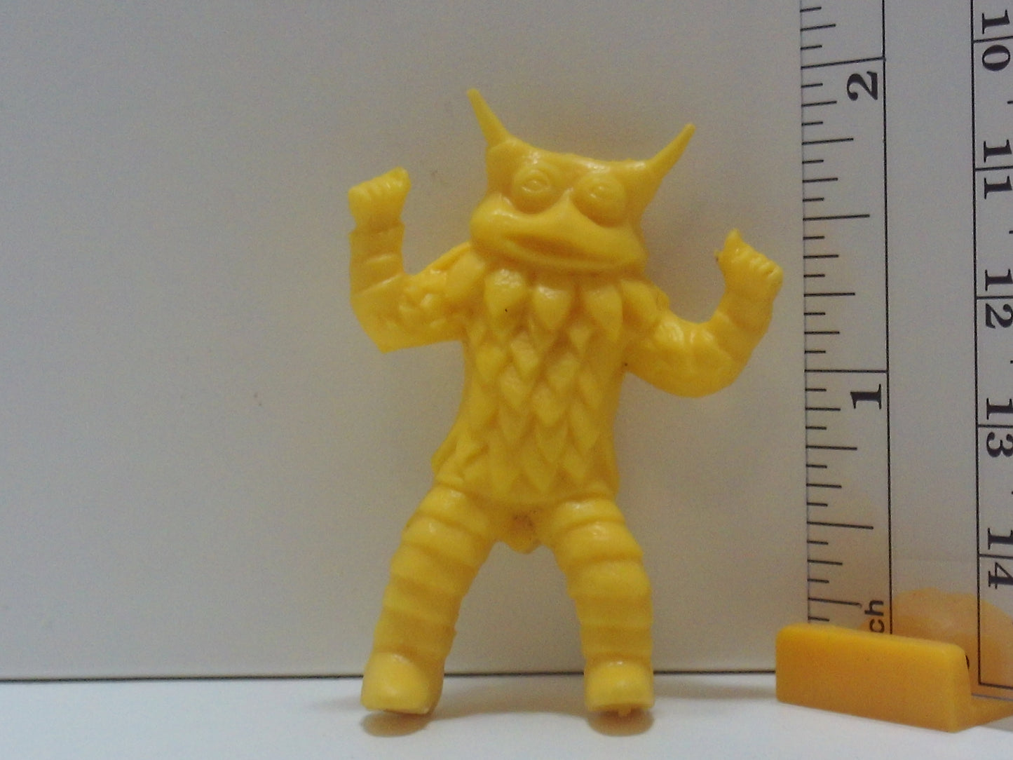 Large Kaiju Keshi