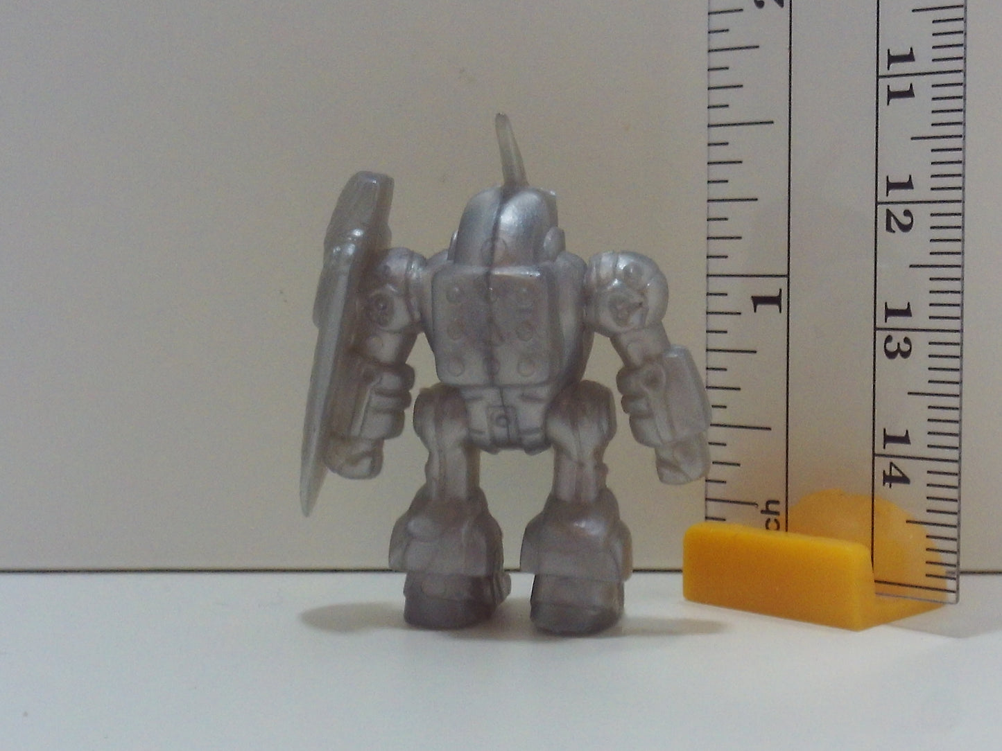 Knight Ramune Keshi Figure