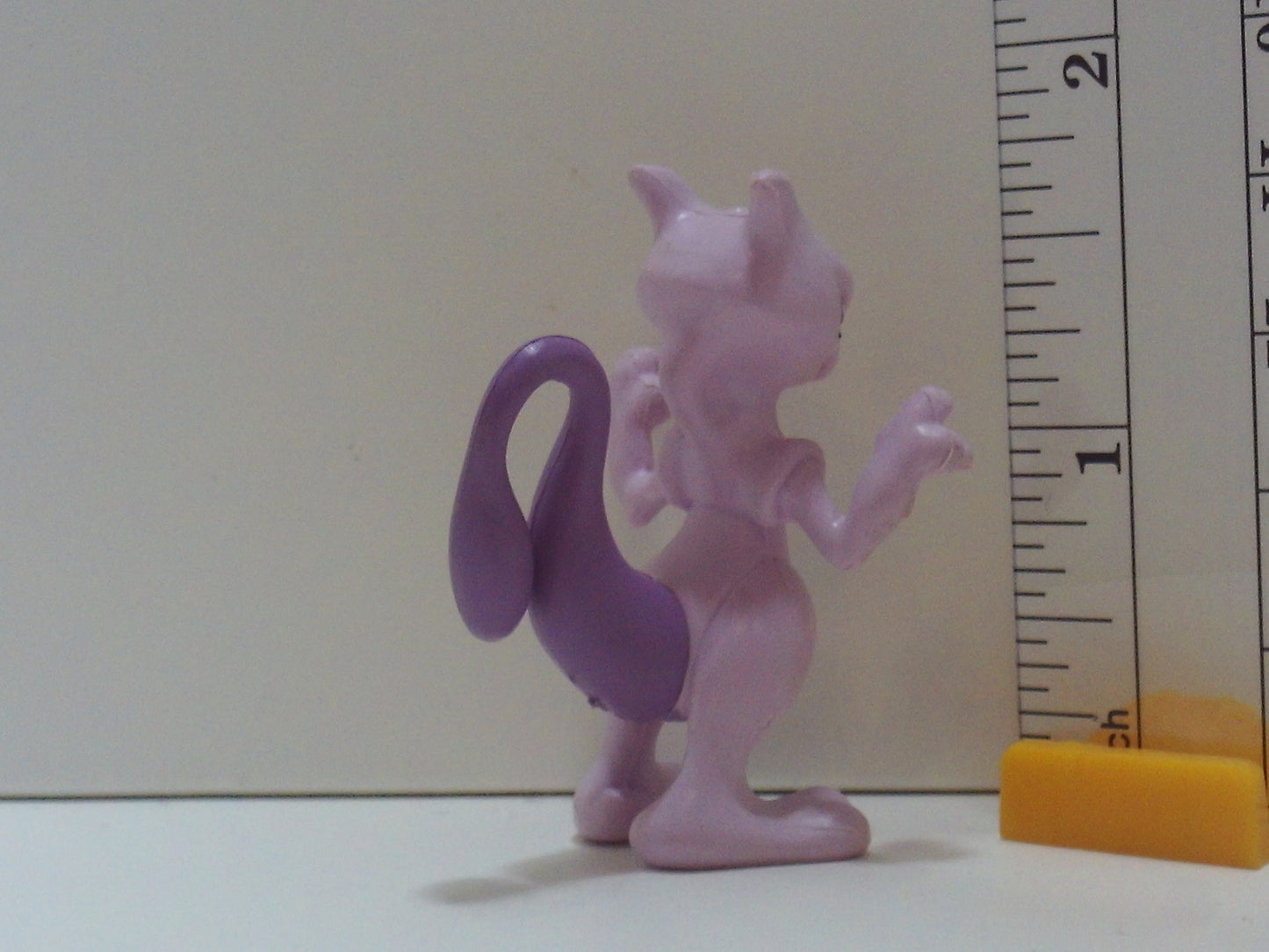 Pokemon Painted Keshi Figure