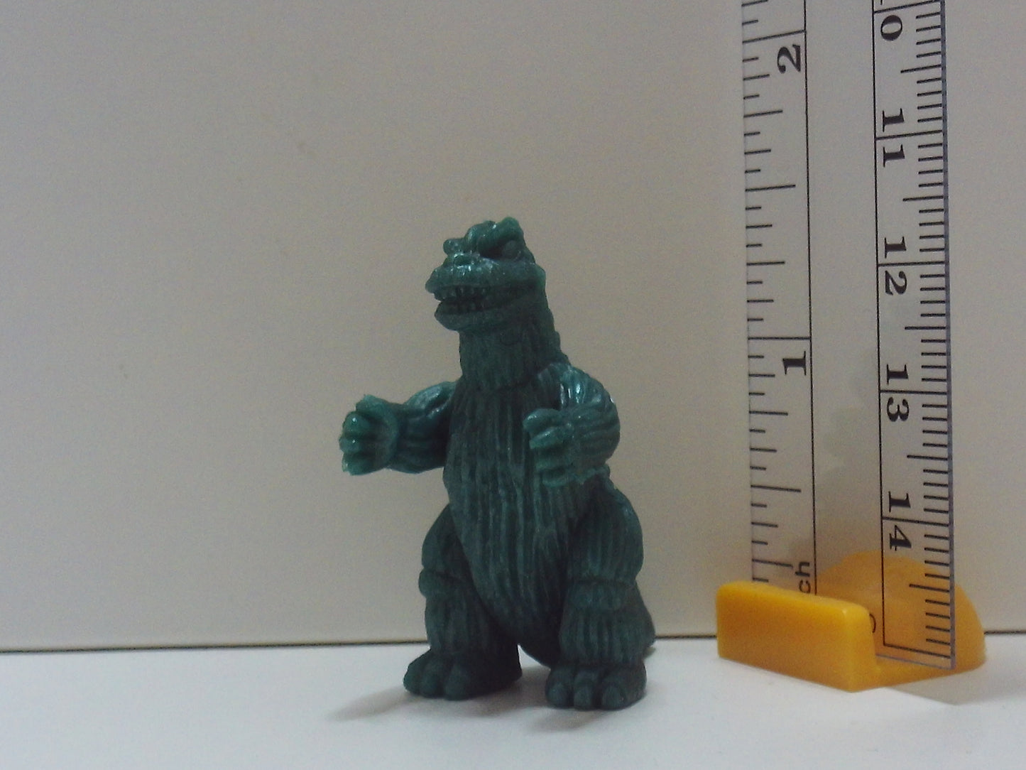 Standard Kaiju Keshi