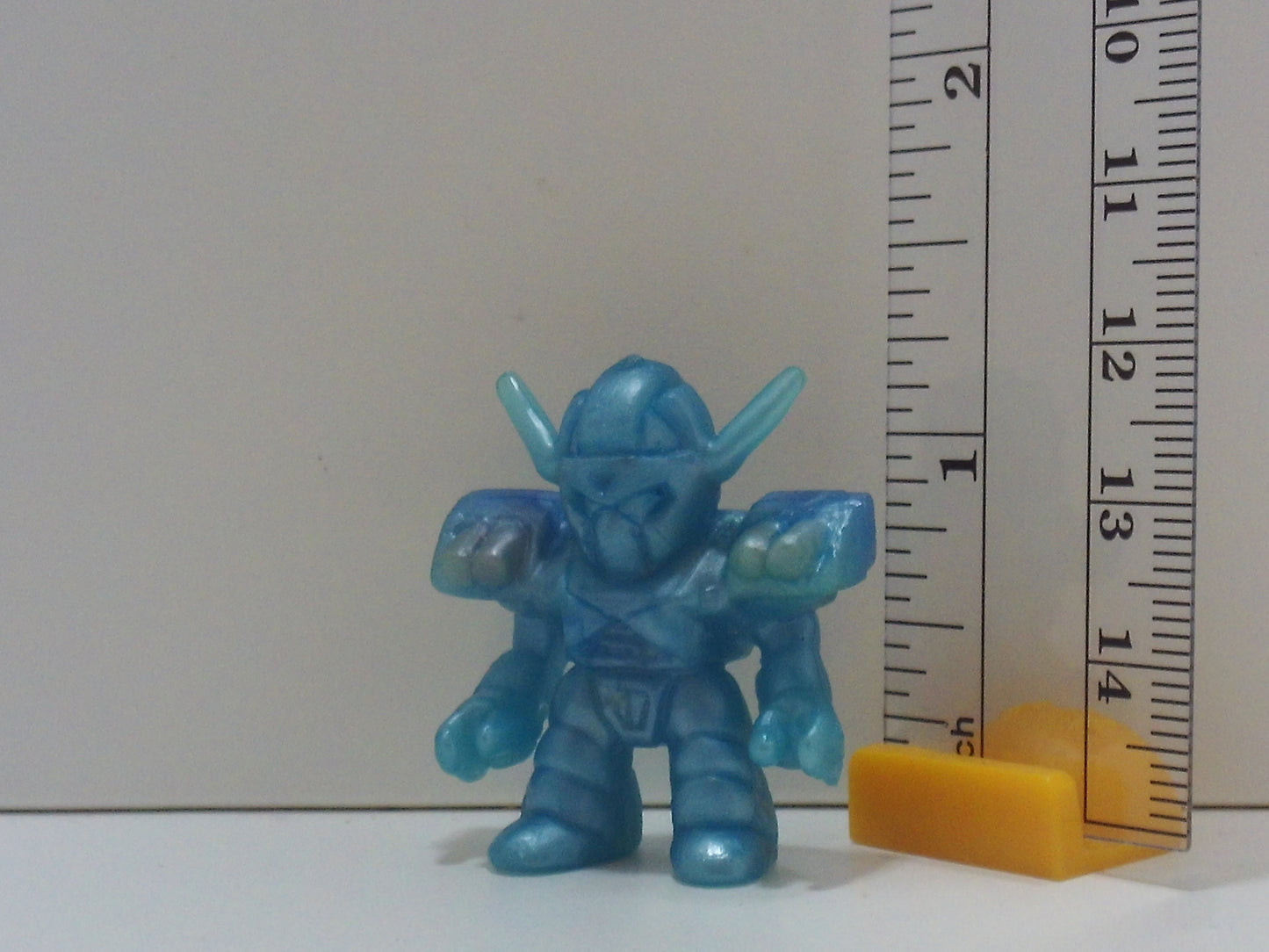 Lotte Shokugan Joint Robo Kids Keshi Figure