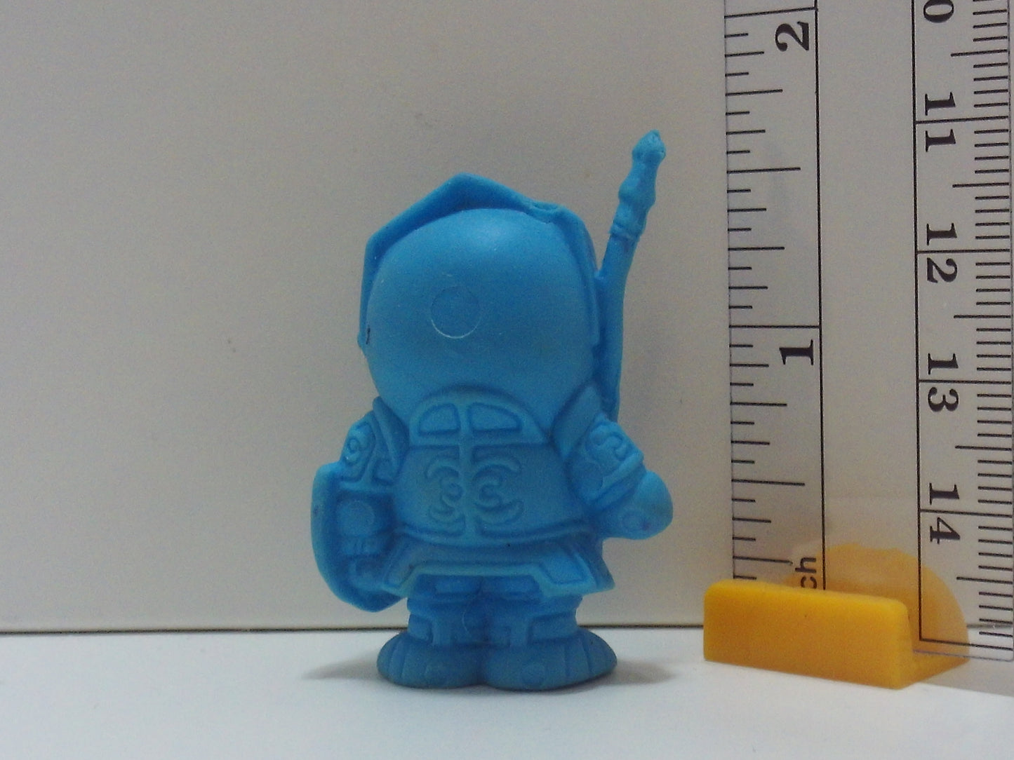 Mitsubishi Don Quijote Keshi