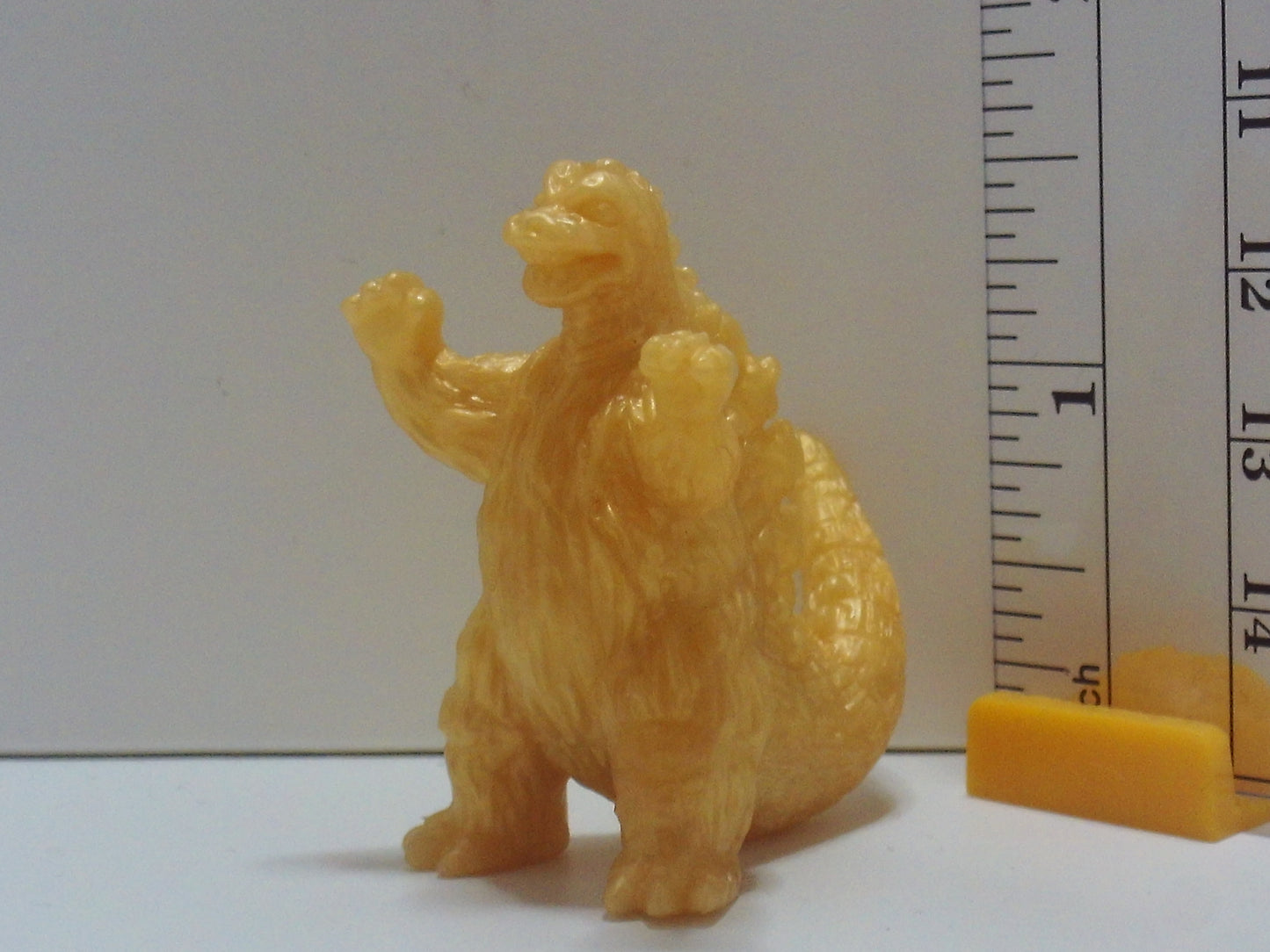 Standard Kaiju Keshi