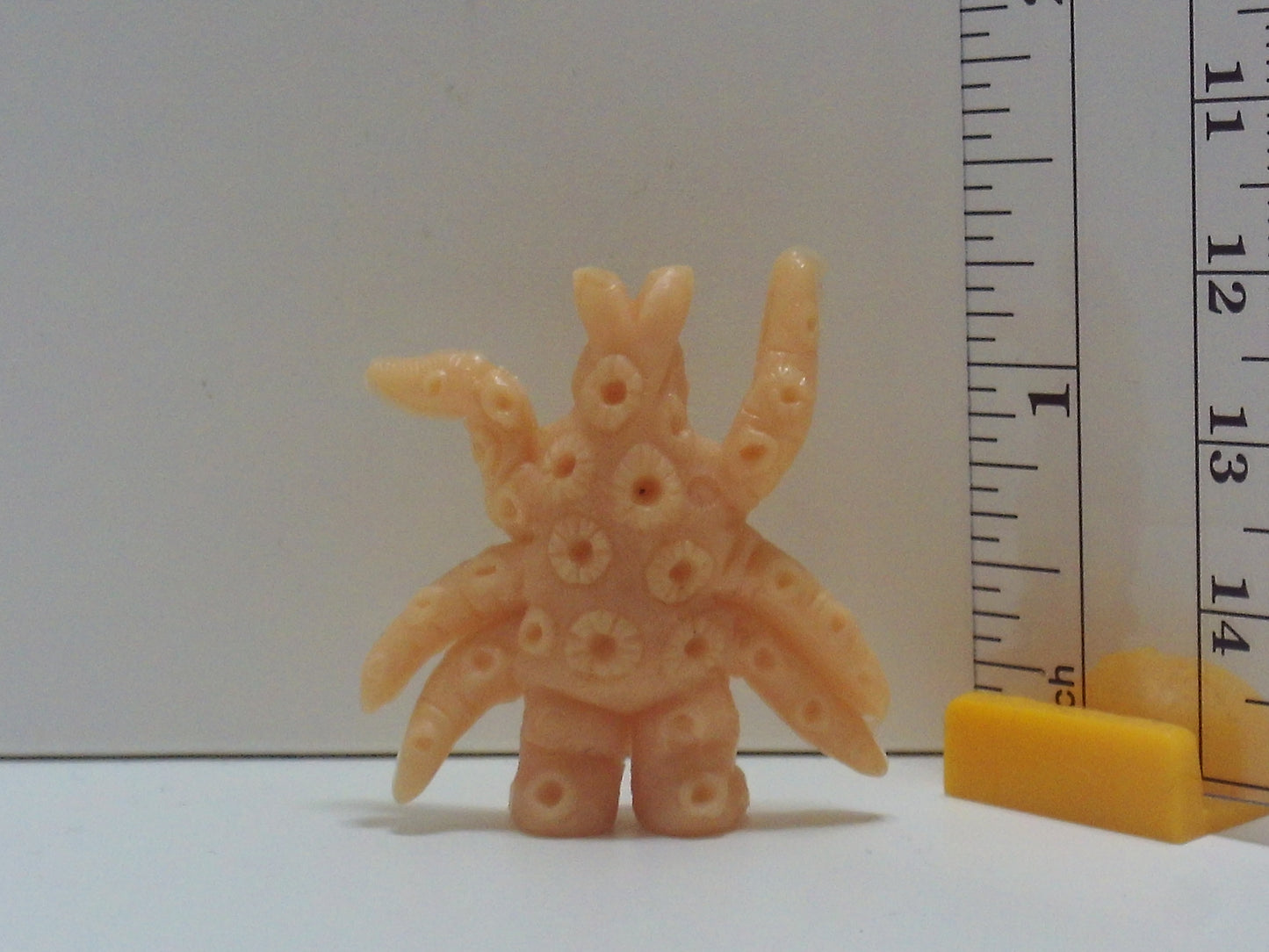 Standard Kaiju Keshi