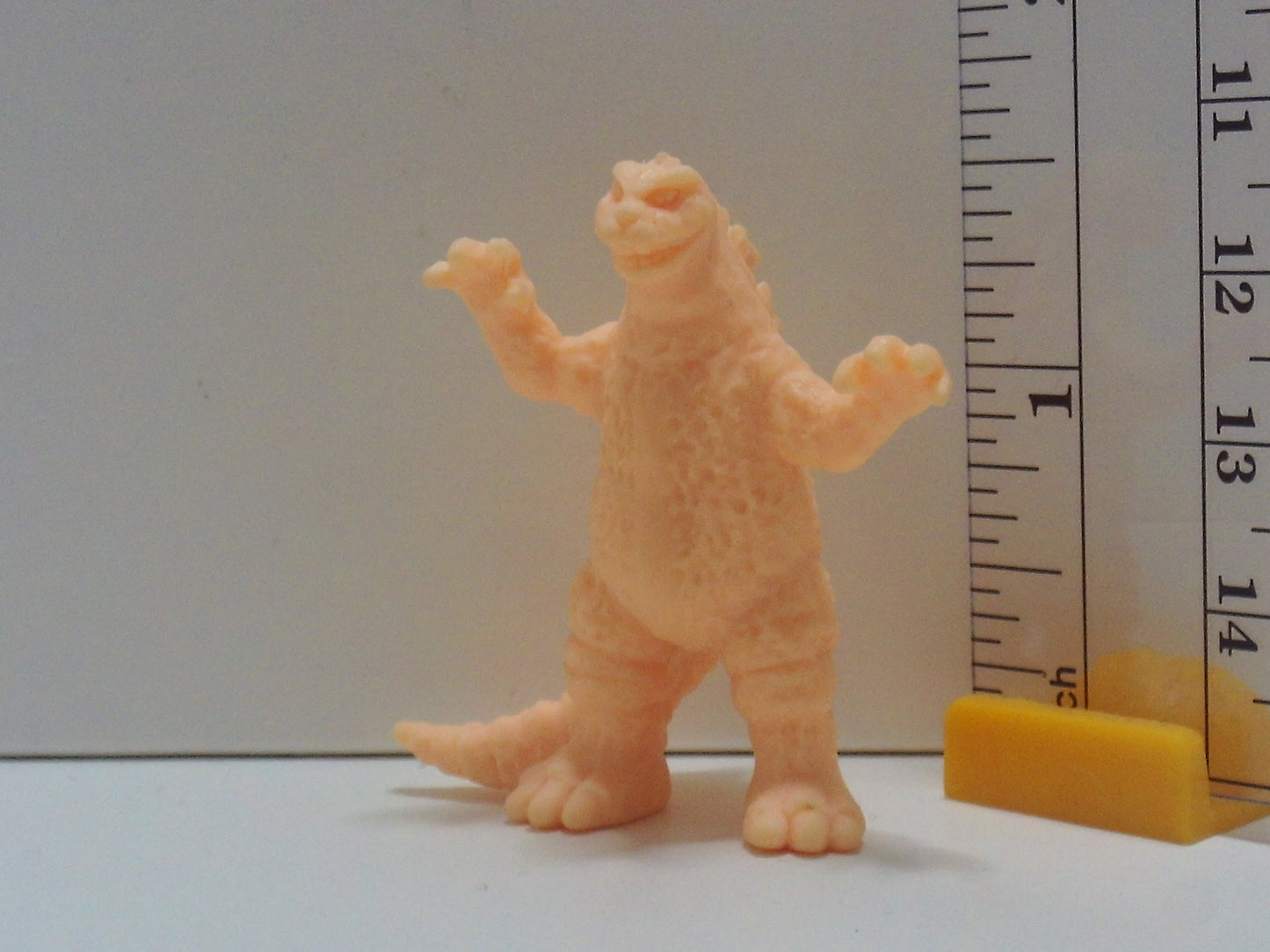Standard Kaiju Keshi