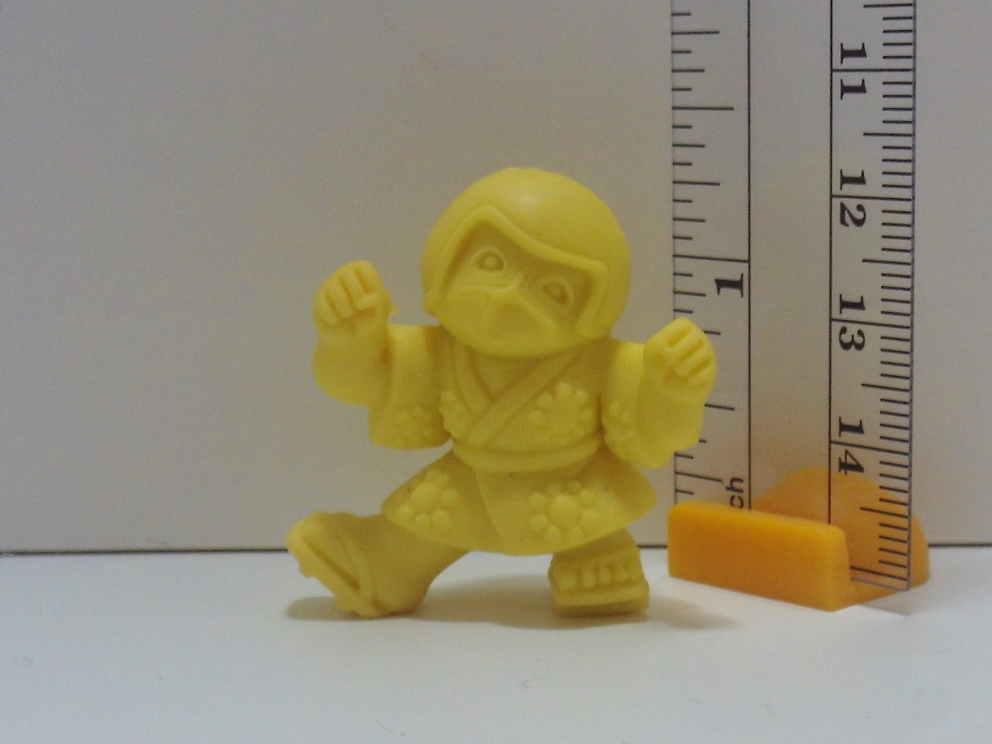 Kinkeshi Later Part Yellow Kinnikuman Keshi